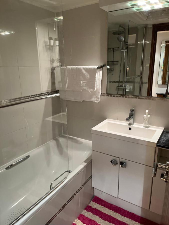 Stunning 1 Bedroom In Stunning Location - Mayfair Area Λονδίνο Εξωτερικό φωτογραφία